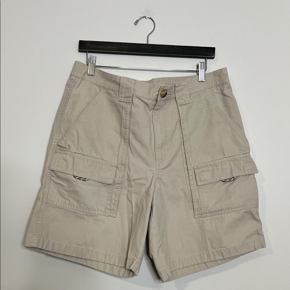 LL BEAN Men's Tan Cargo Shorts Casual Everday Structured Shorts